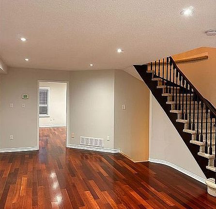 4th image of 3819 Allcroft Rd