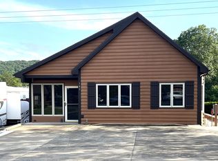 185 Bears Paw Way, Hollister, MO 65672