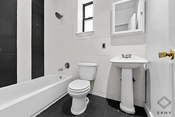 Rented by ERNY LLC | media 8