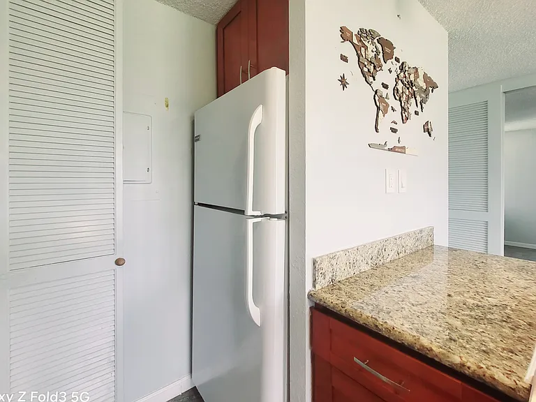 320 Liliuokalani Ave #1504 — Photo 6