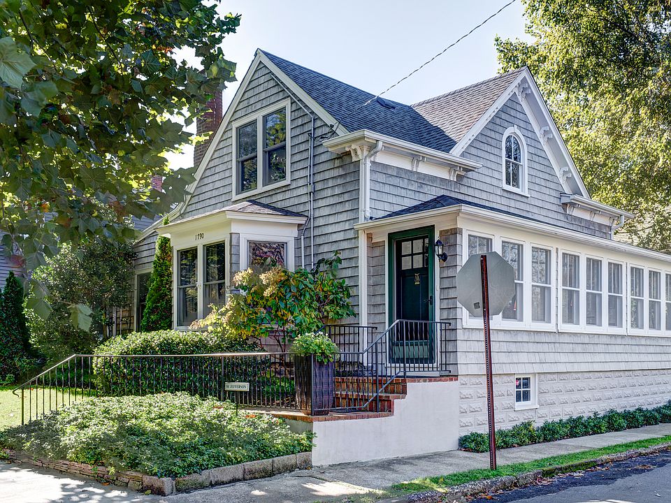 1st image of 84 Jefferson St