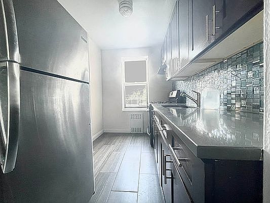 1st image of 2021 E 41st St APT 1H