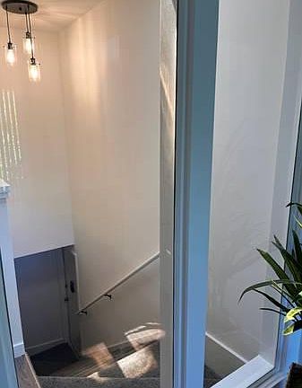 2nd image of 927 E Blithedale Ave #11
