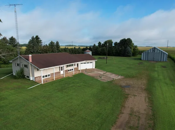 368 120th St, Sherburn, MN 56171