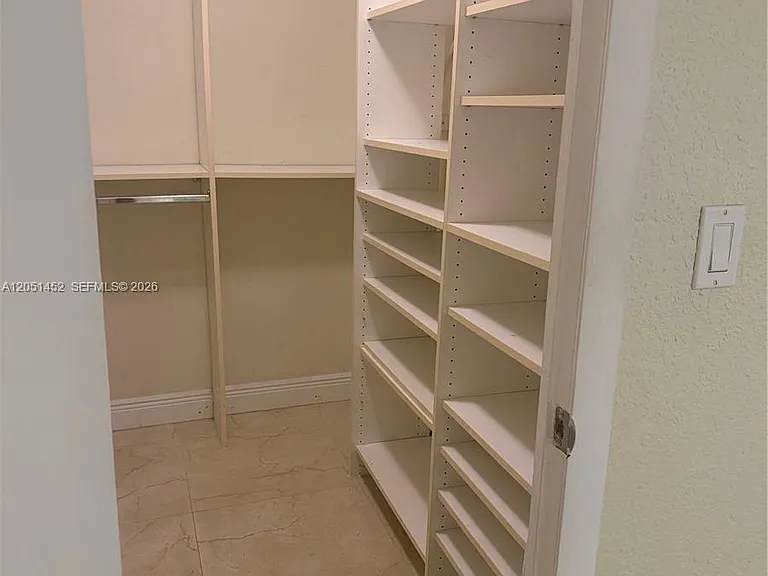 16100 Kilmarnock Dr — Photo 25