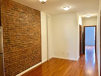 Rented by Nest Seekers International