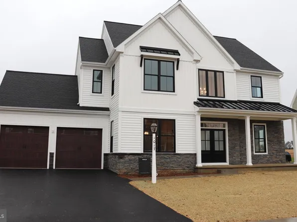 1017 Strafford Pl #58, Lancaster, PA 17601