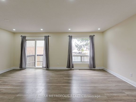 4th image of 86 Carleton Pl #86