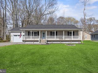 27 Circle Ln, Colonial Beach, VA 22443