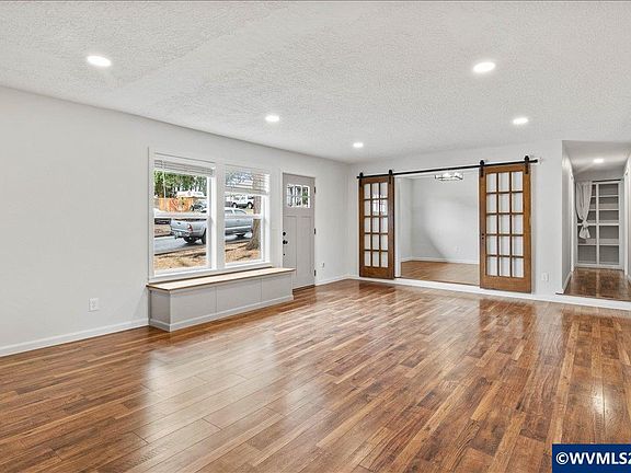 5th image of 1491 SW 10th St