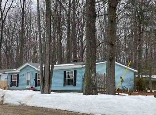 7656 Arrowroot Trl, Gaylord, MI 49735