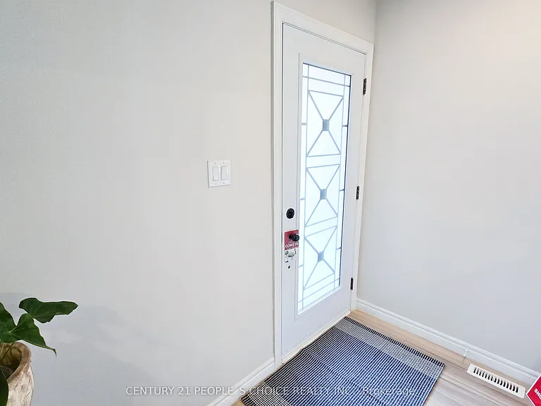 340 Perry Rd — Photo 4