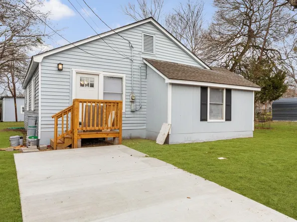 806 Walnut St, Bryan, TX 77803