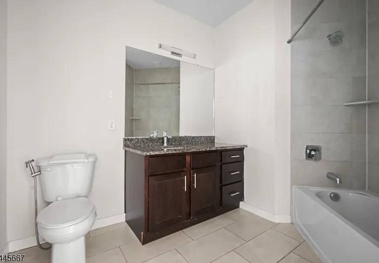 723 Lorhan Dr — Photo 6