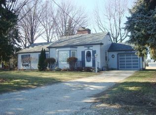 222 Finke Rd, Oak Harbor, OH 43449