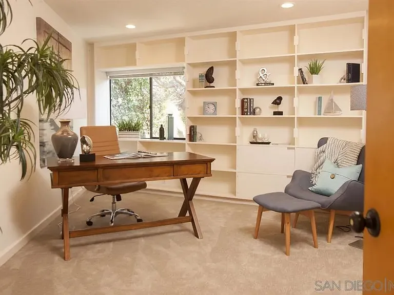 678 Orchid Ln — Photo 14