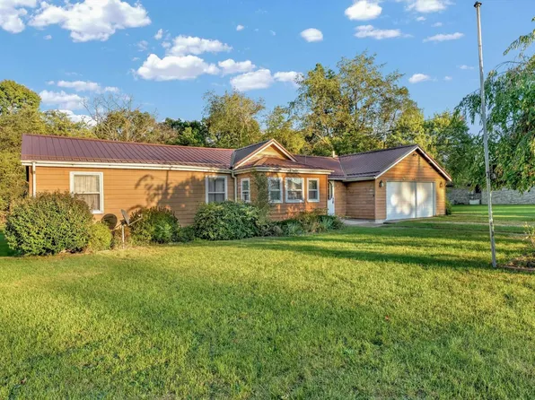 2524 Hazel St, Elkhart, IN 46516