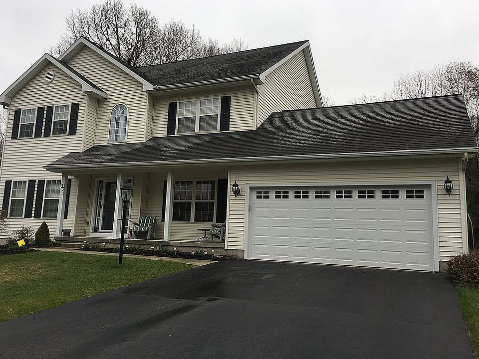 1st image of 33 Kara Ln