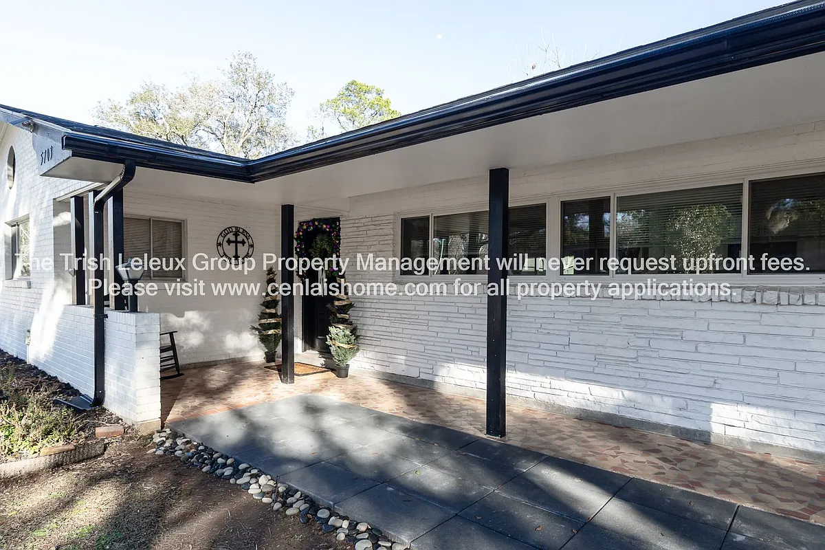 Building Photo - 5703 Navaho Trl