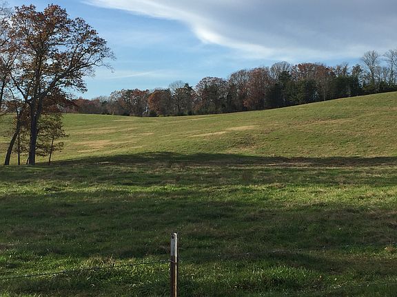 2nd image of Chesney Meadows Dr