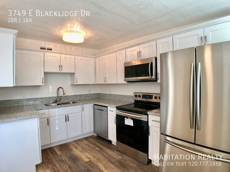 1st image of 3743 E Blacklidge Dr