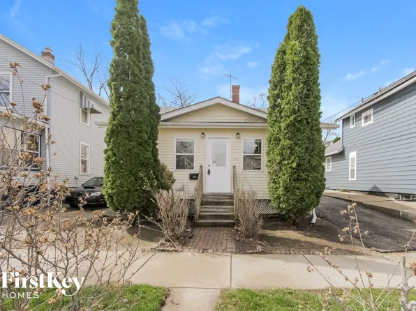 515 Columbia St, Aurora, IL 60505