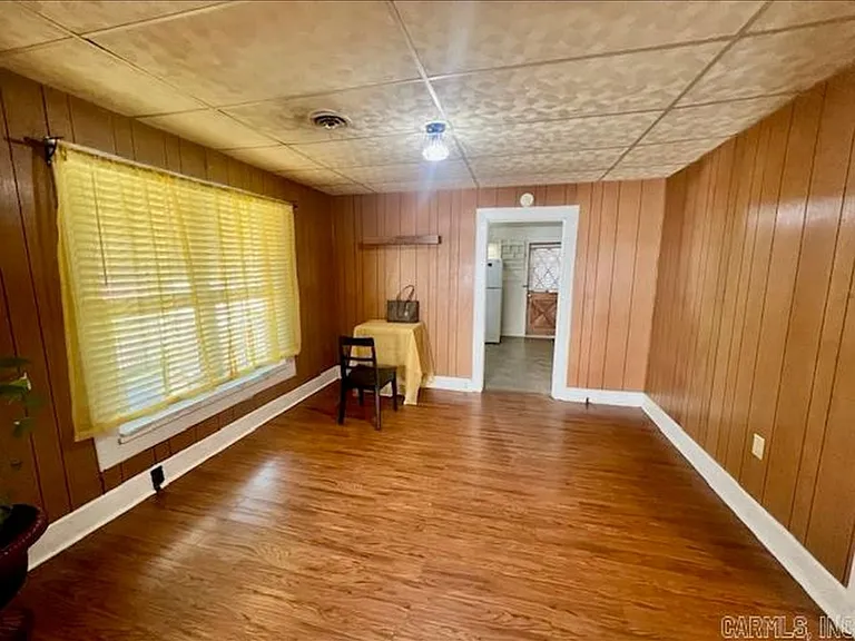 608 N Main St — Photo 10