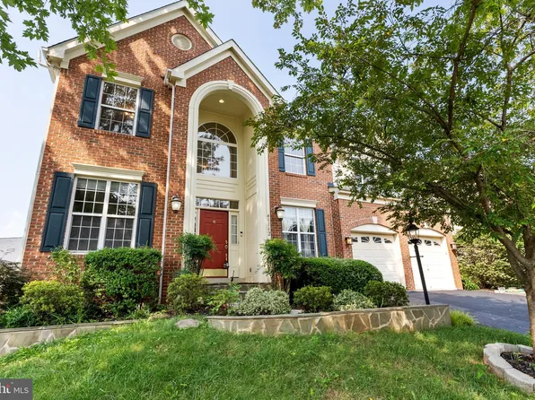 46162 Westridge Dr, Sterling, VA 20165