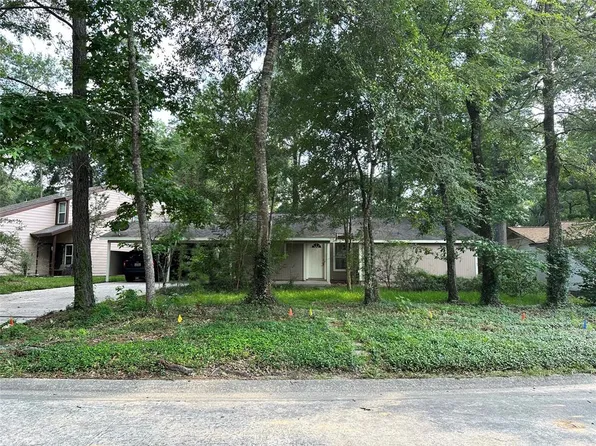 9 Canyon Oak Place, The Woodlands, TX 77380