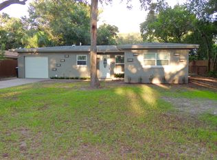1375 Robin Hood Ln, Dunedin, FL 34698