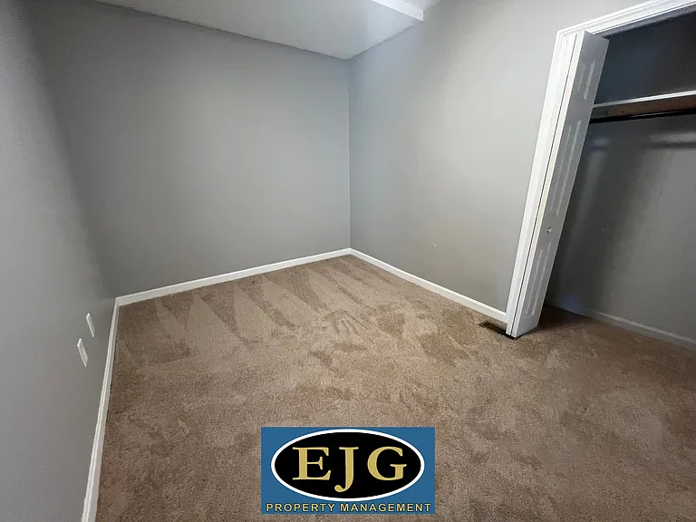 11 Ashuelot Main St #5 — Photo 19