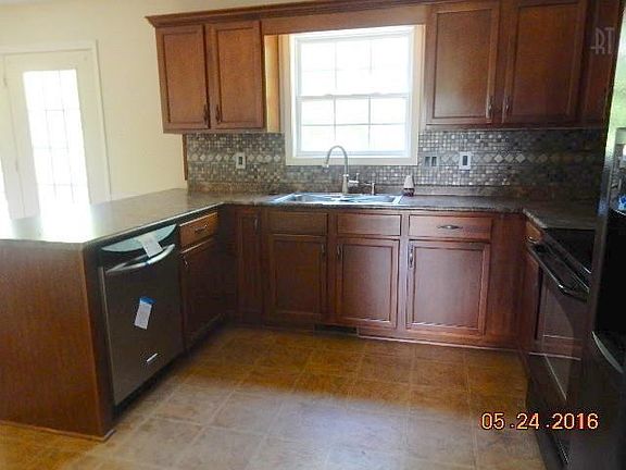 4th image of 2451 Elkmont Dr