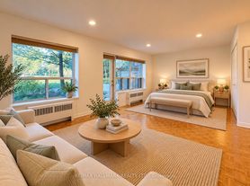 28 Upper Canada Dr, Toronto, ON