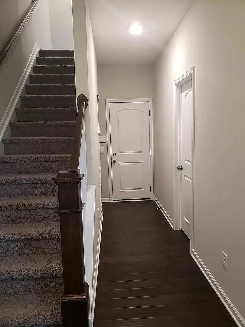 Room in 4 Bedroom Home at Whitby Moore St — Photo 2