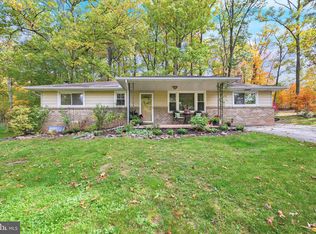 6025 Timberlyn Dr, Dover, PA 17315