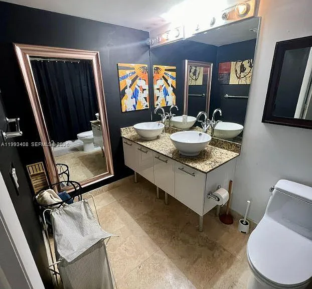 41 SE 5th St #903 — Photo 12