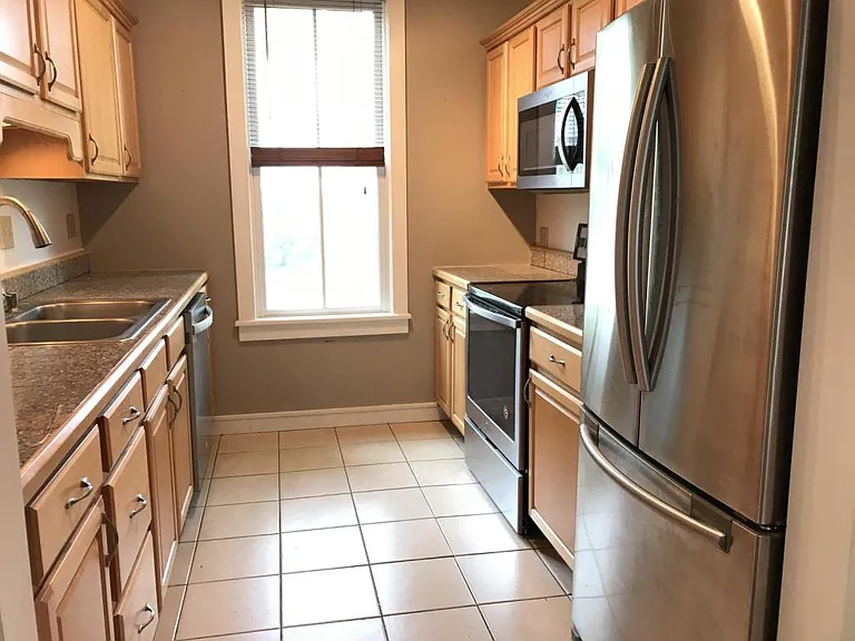 139 Phila St #1 — Photo 4