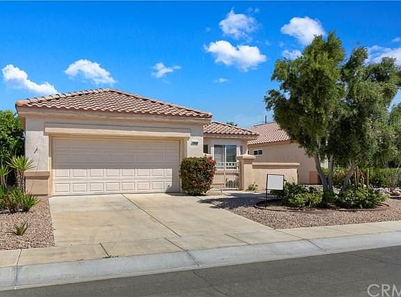 3rd image of 78948 Cadence Ln