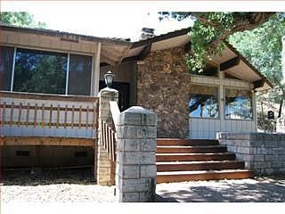 4th image of 2920 Holiday Ct