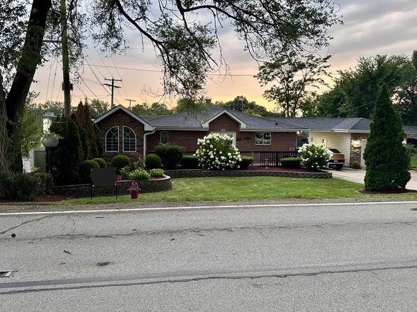 310 Mills Rd, Joliet, IL 60433