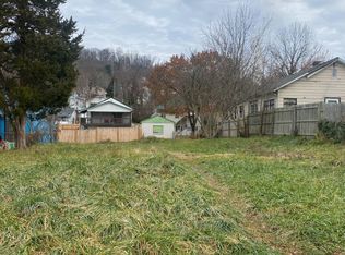 1318 Stuart St, Charleston, WV 25302