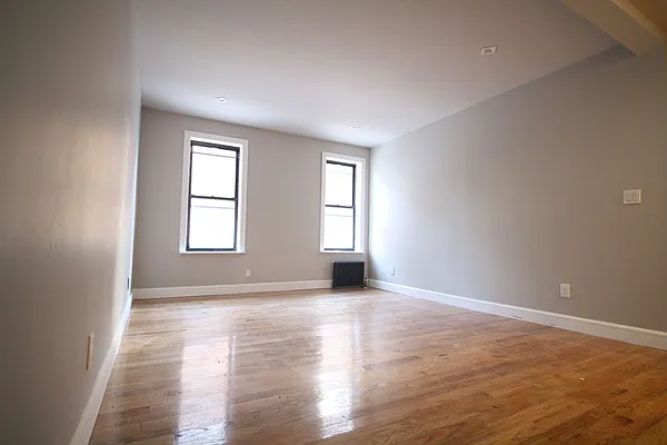 Rented by Grand & Co. | media 1