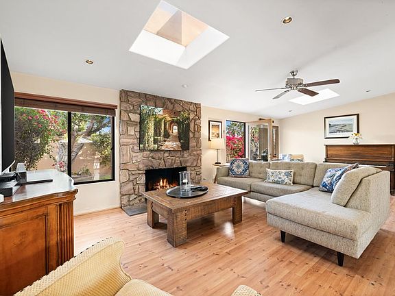 4th image of 74681 Peppertree Dr