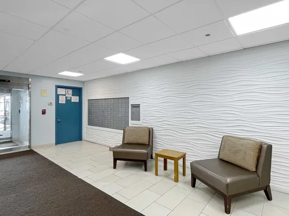 79-14 Rockaway Beach Boulevard image 5 of 15