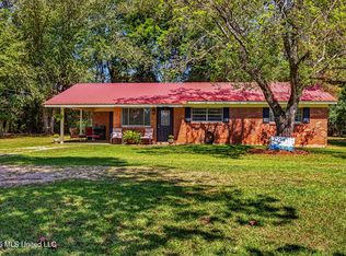 5232 Ward Pineview Rd, Lucedale, MS 39452