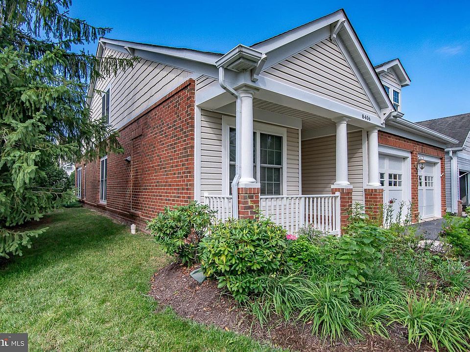 1st image of 8406 Mountain Larkspur Dr