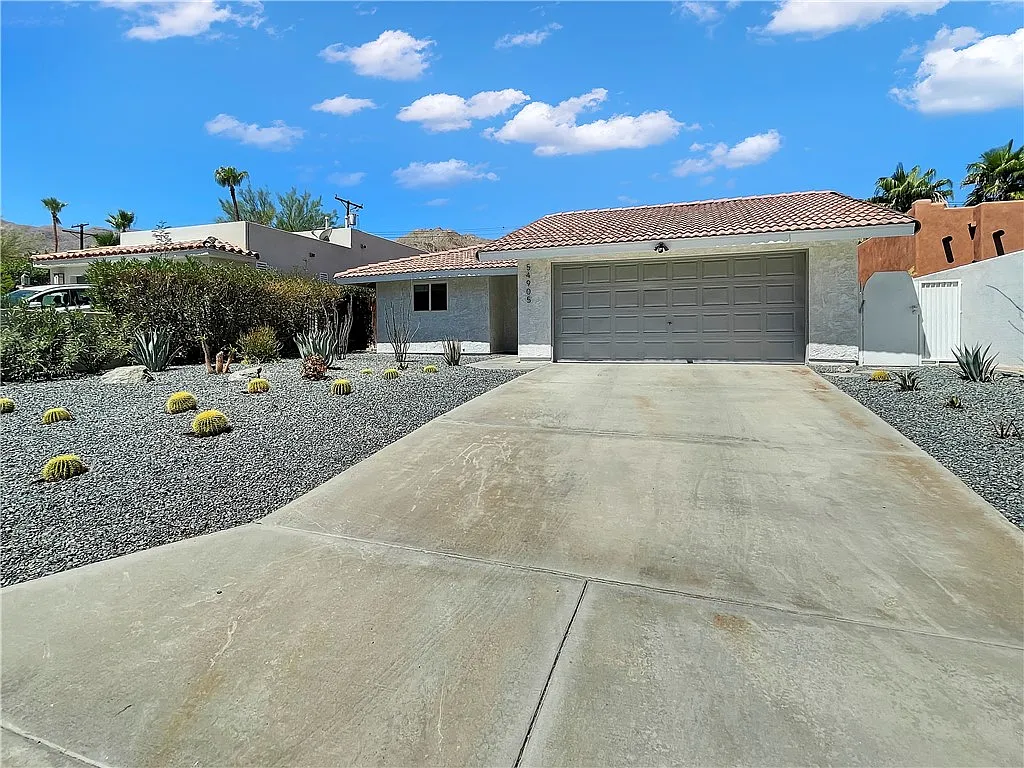 3 bed, 1394 sqft, $3,900 — Photo 4