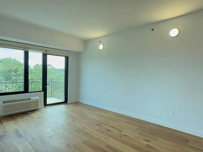 143-26 84th Rd #3D — Photo 1