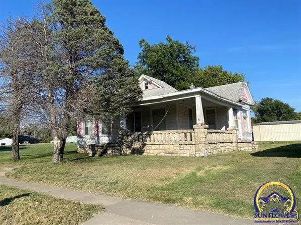 114 N Union St, Council Grove, KS 66846