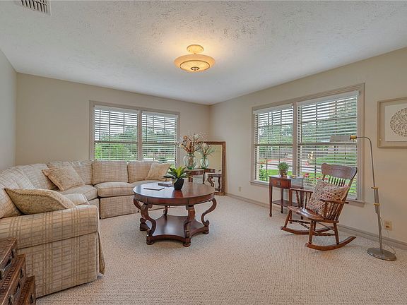 3rd image of 516 Avondale Ave
